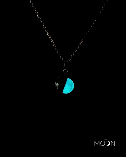 Luna Cuarto Menguante - Cadena de acero quirúrgico o plata 925