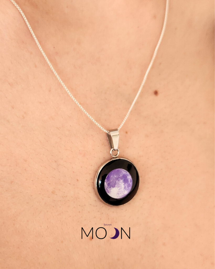 Colección Cósmica - Purple Moon. Luna llena Purpura.